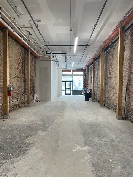 More Photos Of 419 Union St, Nashville Storefront For Lease