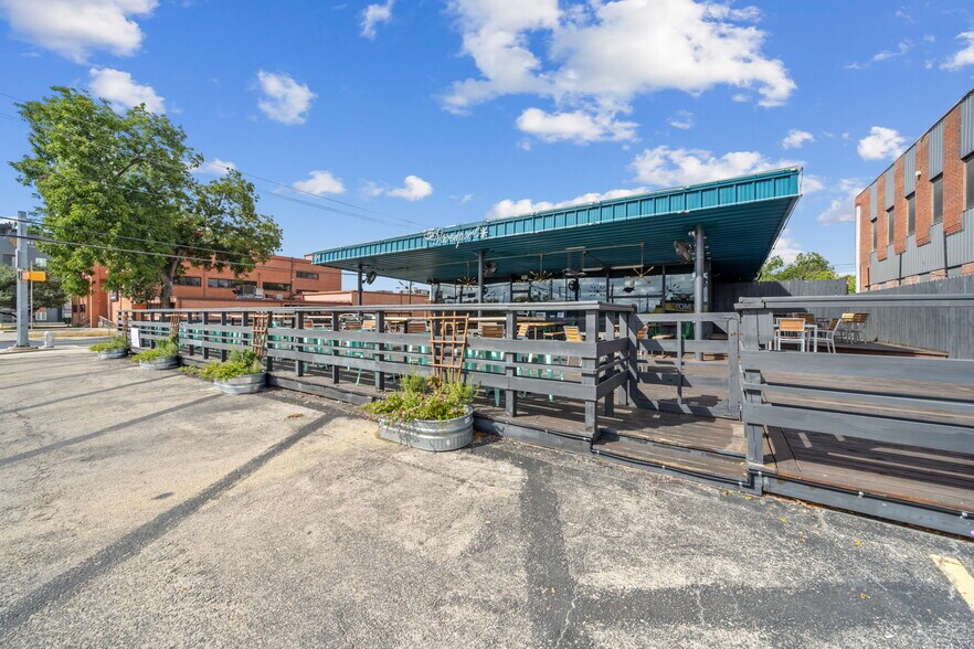 Primary Photo Of , San Marcos General Retail For Sale
