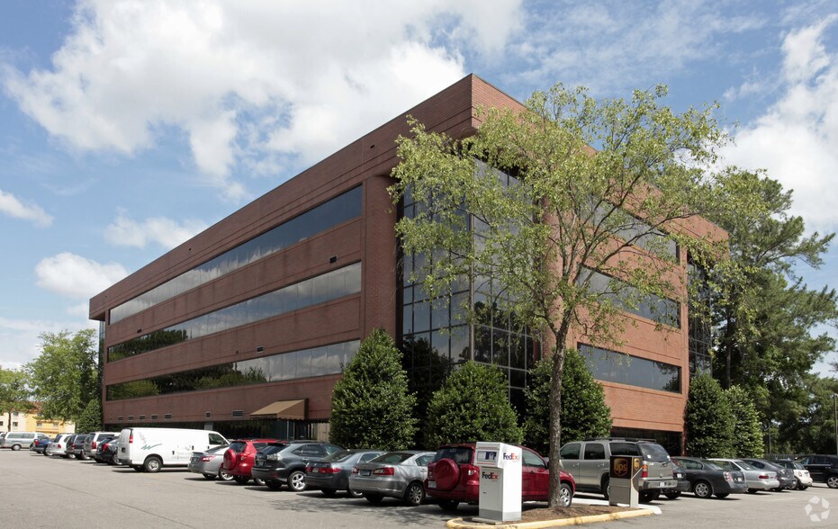 More Photos Of 192 ballard Ct, Virginia Beach Office For Lease