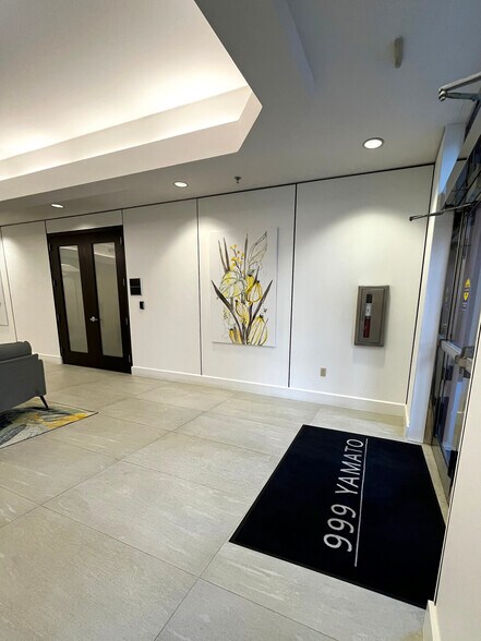 More Photos Of 999-1001 W Yamato Rd, Boca Raton Unknown For Lease