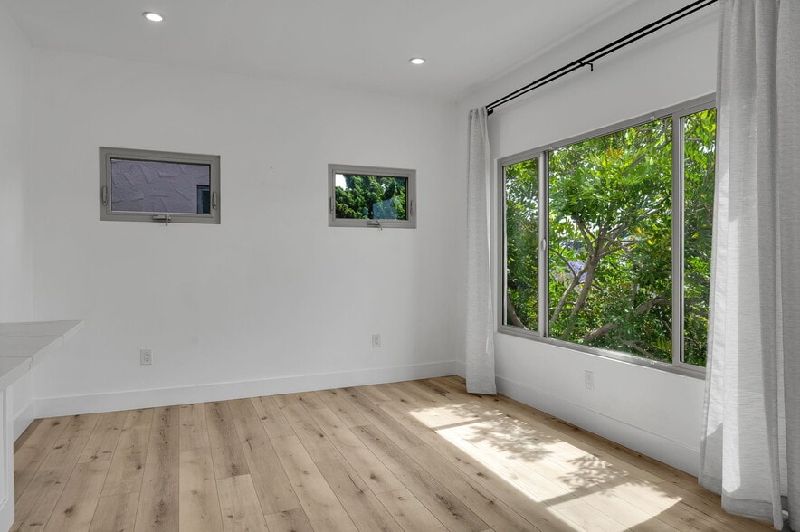 More Photos Of 2434-2438 Broadway, San Diego Apartments For Sale
