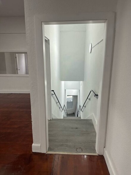 More Photos Of 5601 Rainier Ave S, Seattle General Retail For Lease