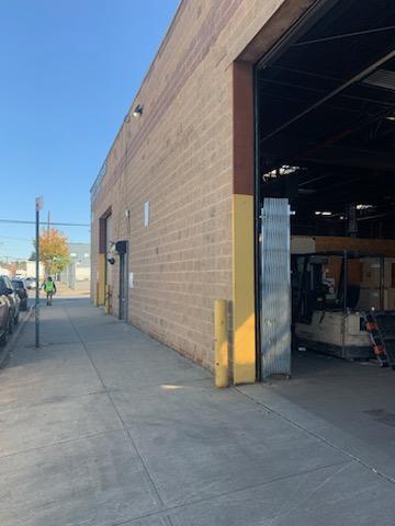 More Photos Of 1000 Stanley Ave, Brooklyn Warehouse For Lease