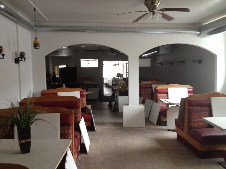 More Photos Of 211-213 N Broad St, Griffith Restaurant For Sale