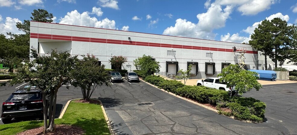 More Photos Of 3720 Distriplex Dr N, Memphis Distribution For Lease