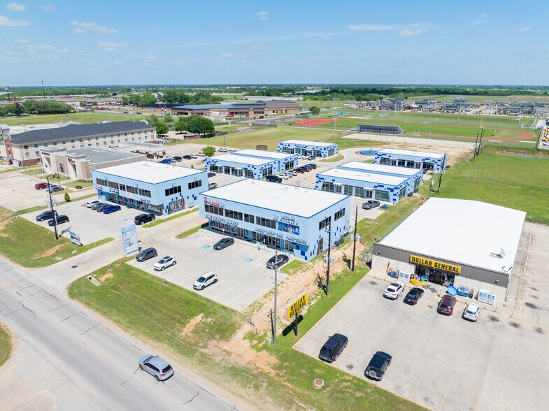 More Photos Of 31390 FM 2920, Waller Unknown For Lease