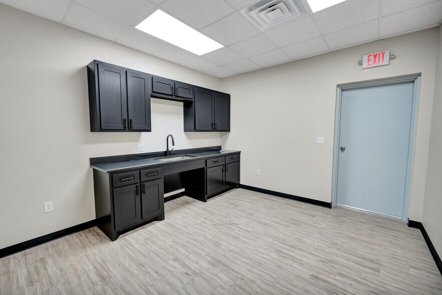 More Photos Of 14100 Farm to Market 307 A, Midland Service For Sale