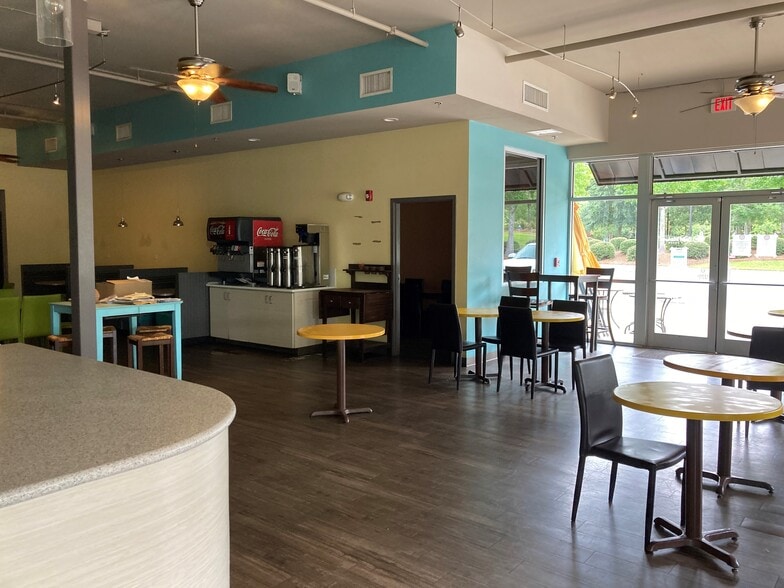 More Photos Of 6267 Old Water Oak Rd, Tallahassee Unknown For Lease