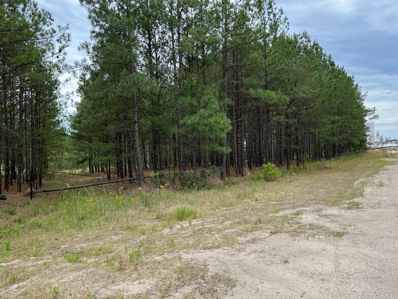 More Photos Of Lee Paving -1, Aberdeen Land For Sale