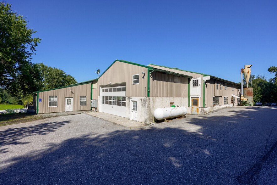 More Photos Of 197 Pencroft Dr N, Holtwood Industrial For Sale