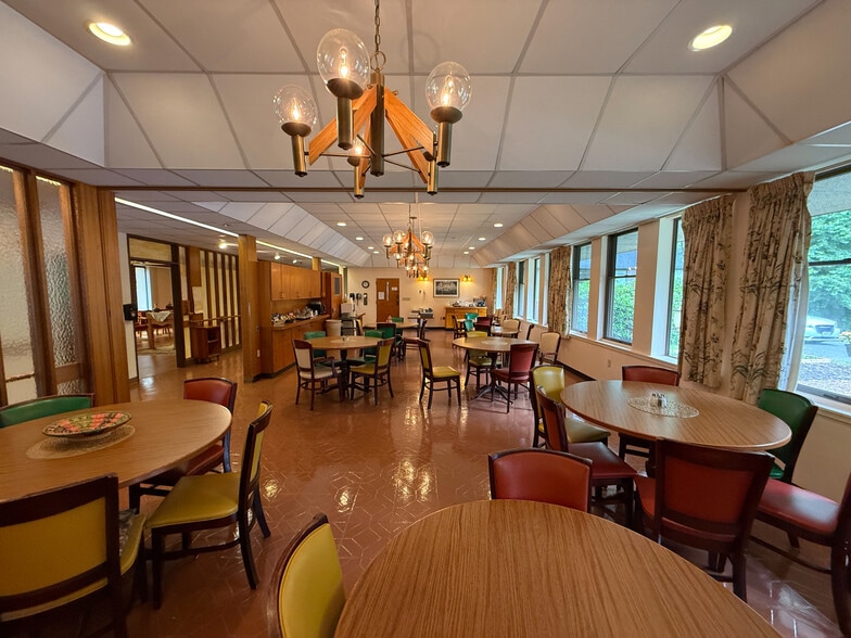 More Photos Of 1365 Northampton St, Holyoke Assisted Living For Sale