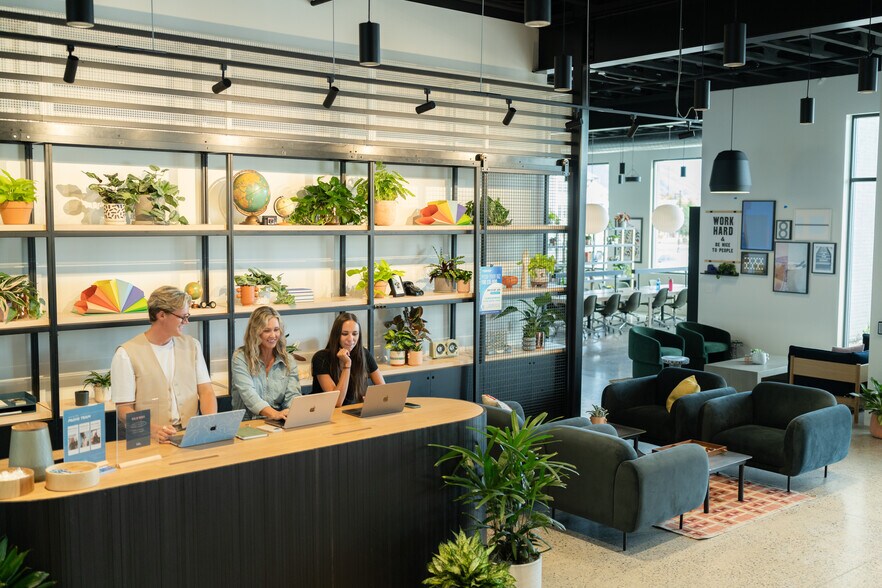 More Photos Of 1801 E Camelback Rd, Phoenix General Retail For Lease