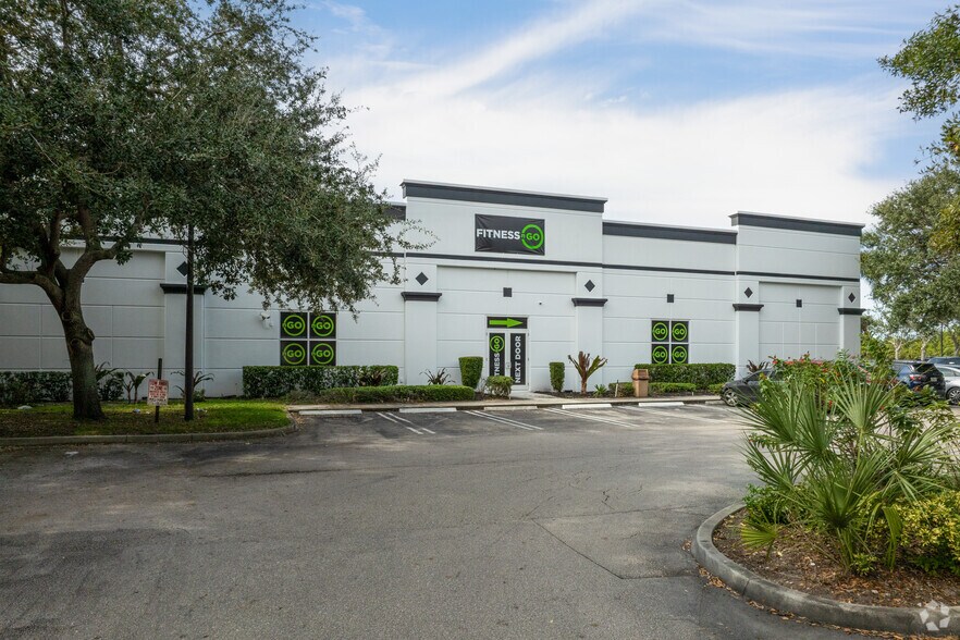 More Photos Of 250 NW Peacock Blvd, Port Saint Lucie Health Club For Lease