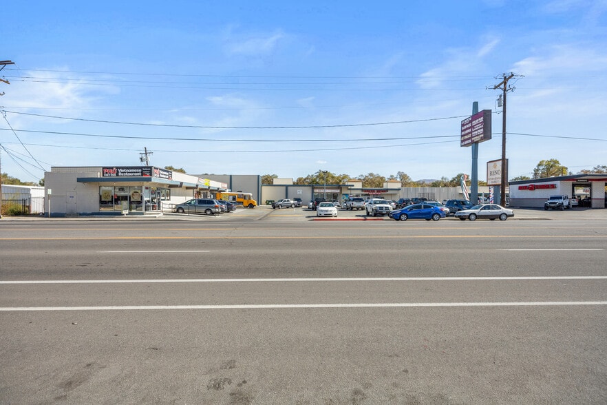 More Photos Of 3004-3098 Kietzke Ln, Reno Storefront For Sale