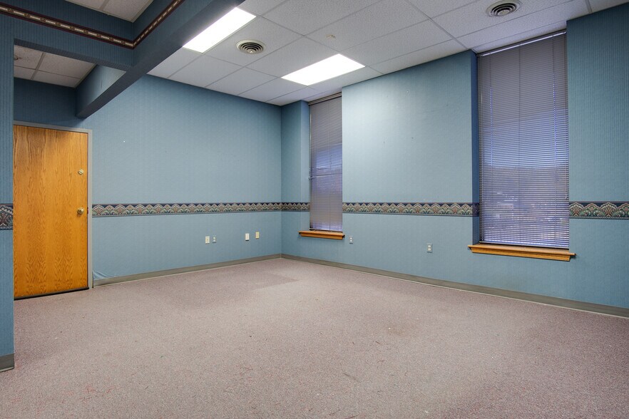More Photos Of 526 Baltimore Blvd, Westminster General Retail For Sale