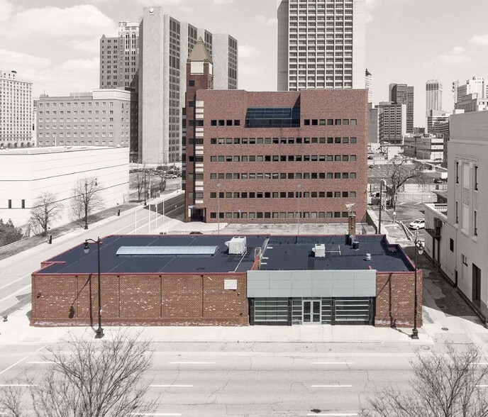 More Photos Of 613 Abbott St, Detroit Office For Lease