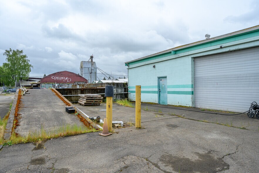 More Photos Of 111 Fourth St, Amity Warehouse For Sale