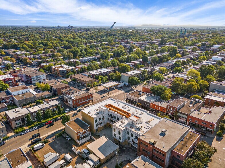 More Photos Of 2485 Rue Bélanger, Montréal Multifamily For Sale