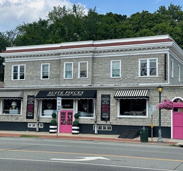 More Photos Of 1038 S New York Ave, Huntington Station Storefront For Sale