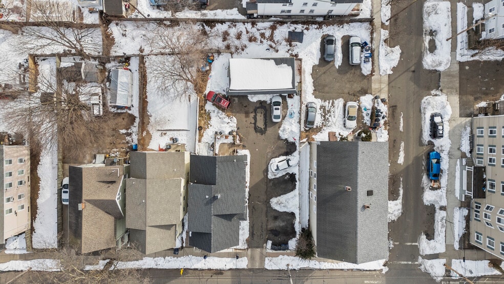 More Photos Of 127 James St, New Haven Apartments For Sale