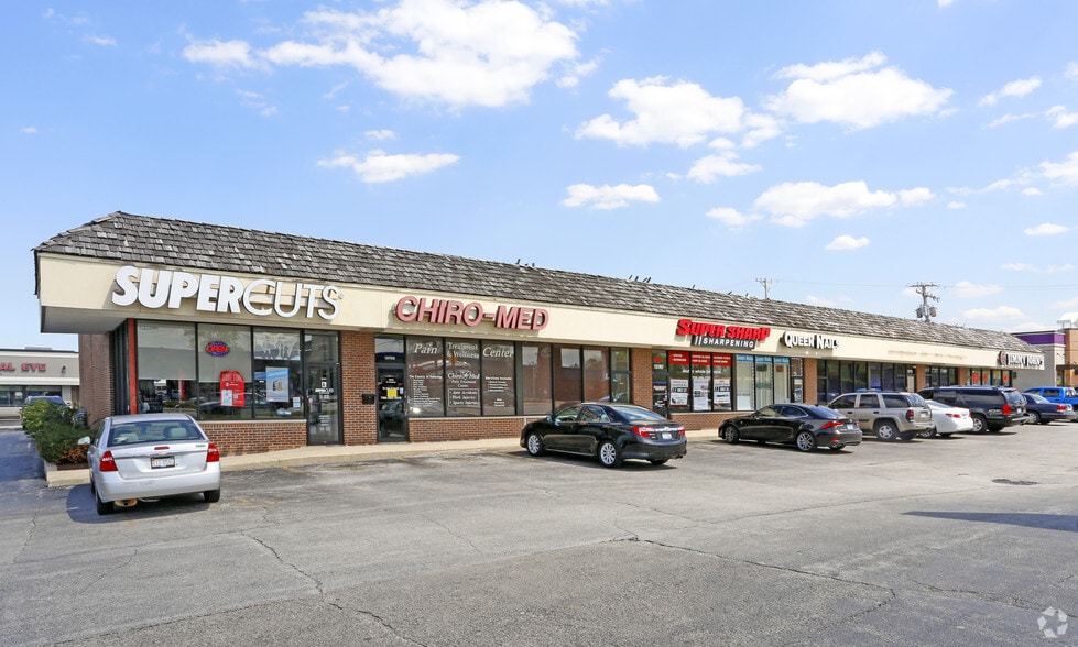 Primary Photo Of 13701-13717 S Cicero Ave, Crestwood Storefront For Lease