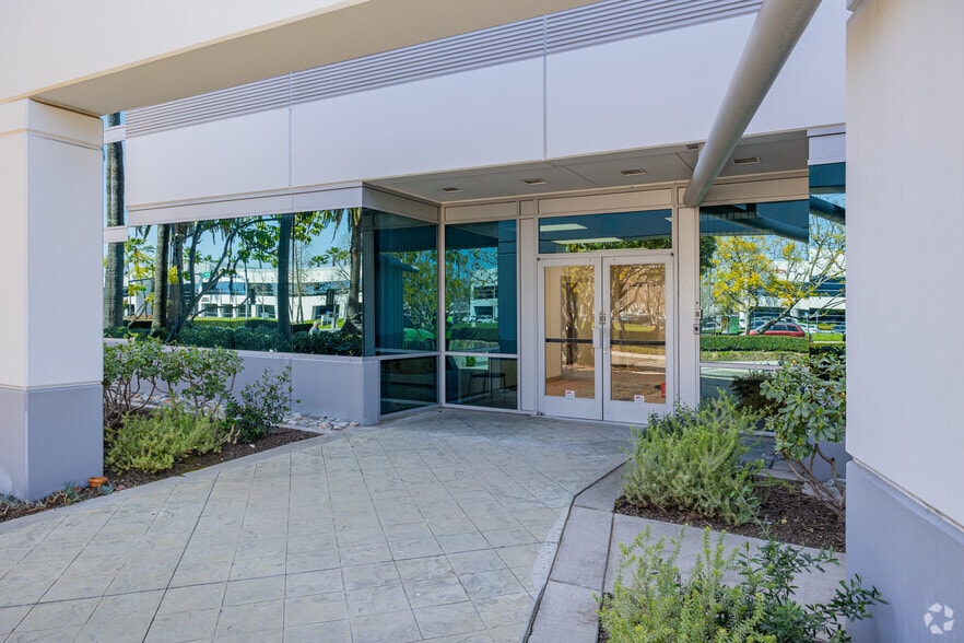 More Photos Of 6262 Katella Ave, Cypress Manufacturing For Lease