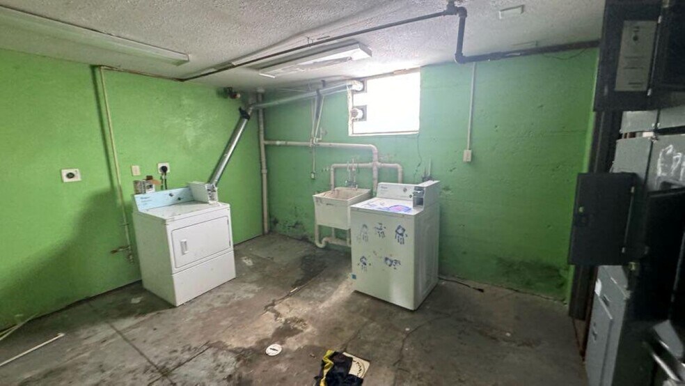 More Photos Of 901-903 McPherson Ave, Cincinnati Apartments For Sale