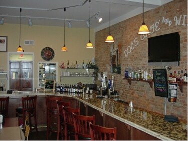 More Photos Of 211 E 5th St, Marysville Restaurant For Lease