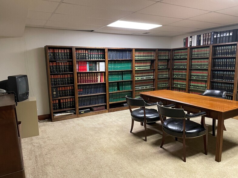 More Photos Of 429 Walker St, Augusta Loft Creative Space For Lease