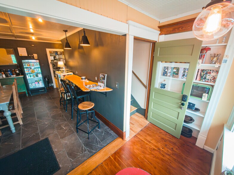 More Photos Of 127 N Main St, Amherst Storefront Retail Residential For Sale