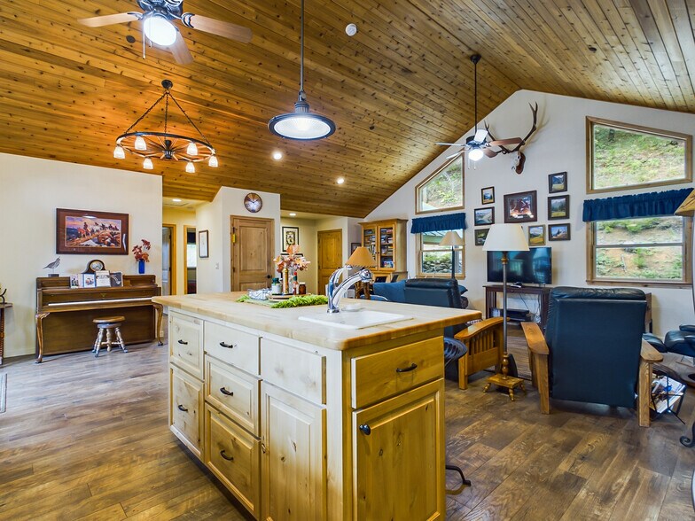 More Photos Of 10 Estabrook, Trinity Center Land For Sale