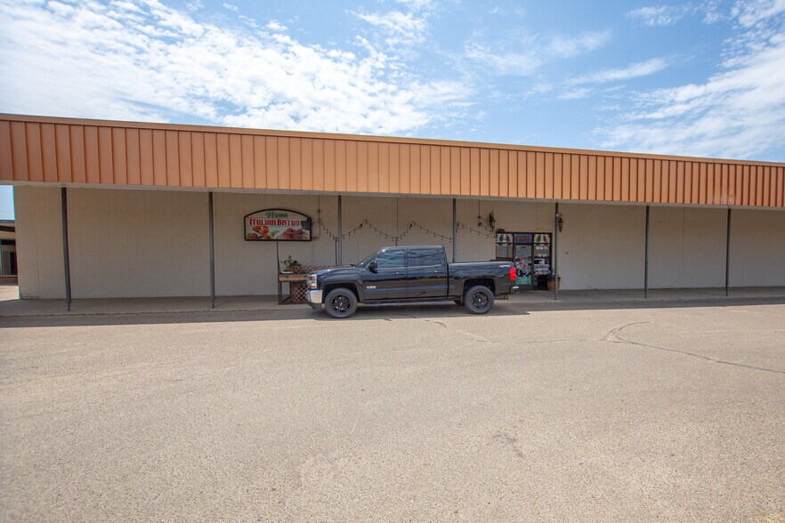 More Photos Of 1229-1233 N Hobart St, Pampa Unknown For Lease