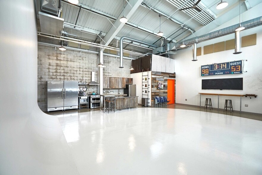 More Photos Of 437-451 E Mound St, Columbus Loft Creative Space For Sale