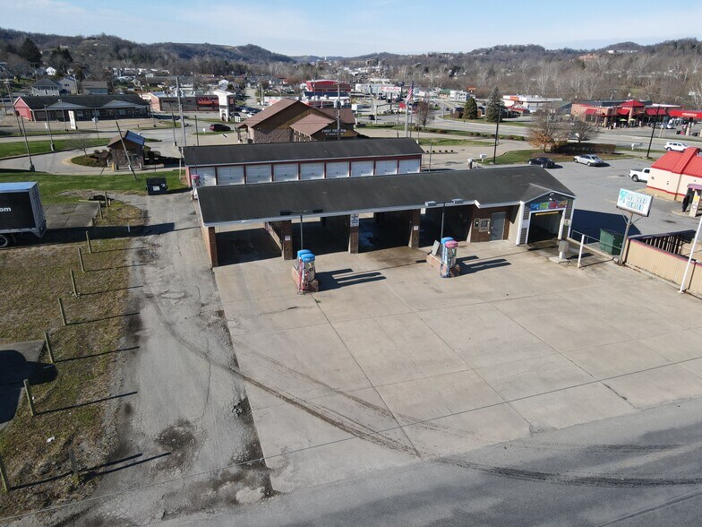 More Photos Of 118 School Dr, Waynesburg Flex For Sale