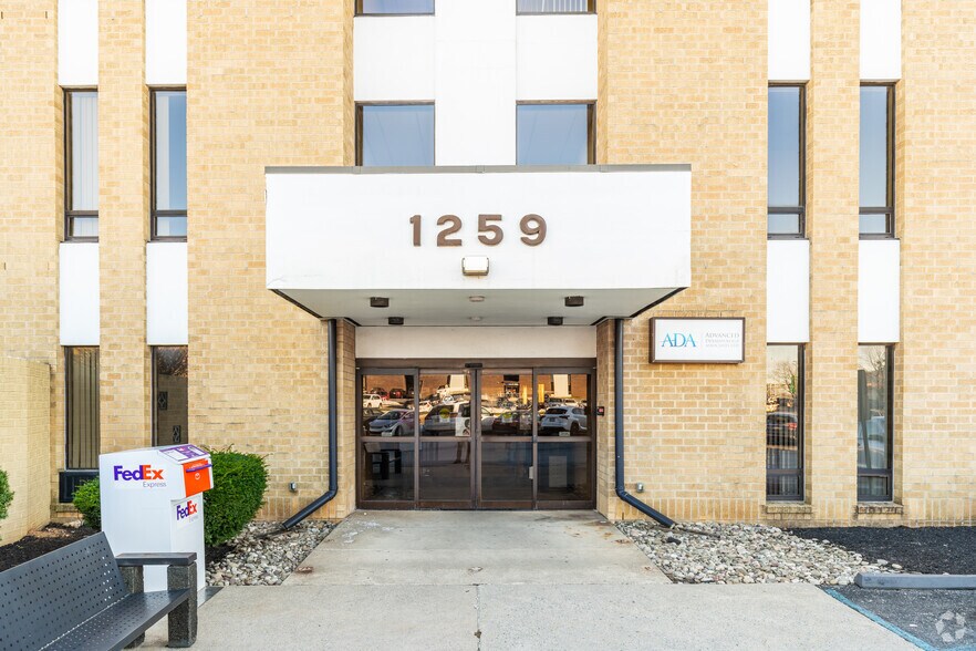 More Photos Of 1259 S Cedar Crest Blvd, Allentown Unknown For Lease