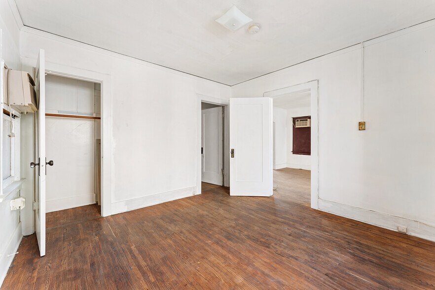 More Photos Of 272 S Burlington Ave, Los Angeles Apartments For Sale