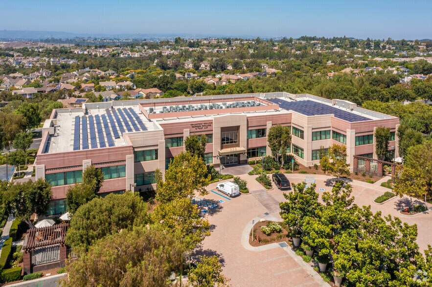 More Photos Of 555 Corporate Dr, Ladera Ranch Medical For Lease