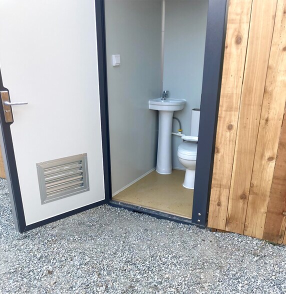 More Photos Of 76 Wapato way, Manson Bar For Sale