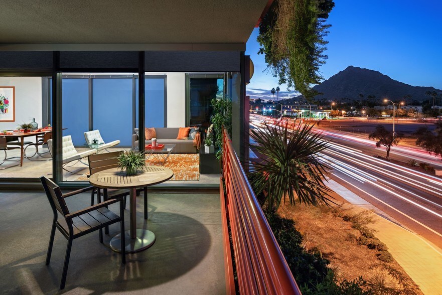 More Photos Of 6895 E Camelback Rd, Scottsdale Apartments For Lease