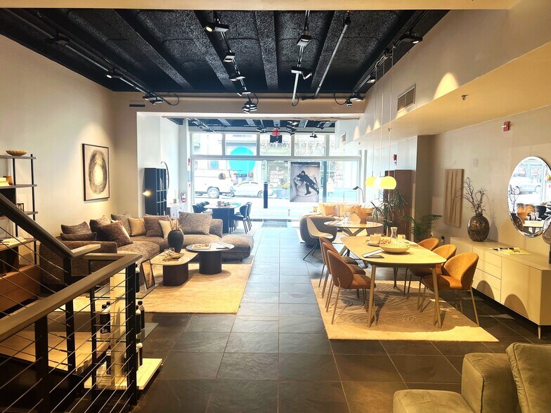 More Photos Of 3342 M St NW, Washington Storefront For Sale
