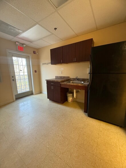 More Photos Of 10290 Baltimore National Pike, Ellicott City Office For Sale