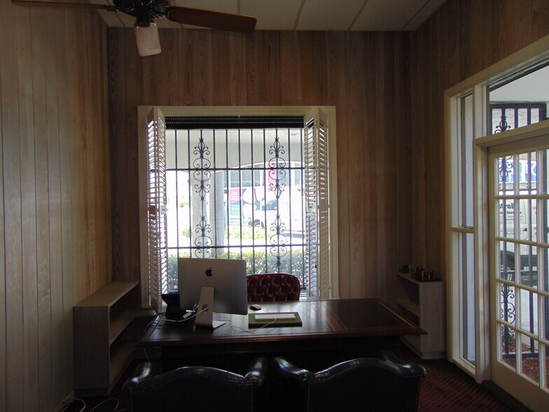 More Photos Of 30 SE 4th Ave, Delray Beach Office For Lease