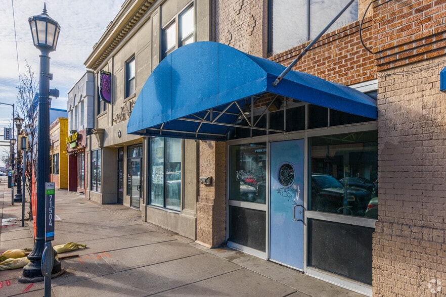 More Photos Of 1402 W Lake St, Minneapolis Restaurant For Sale