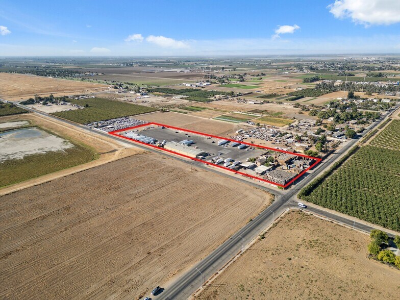 More Photos Of 2428 West Ave, Fresno Industrial For Sale