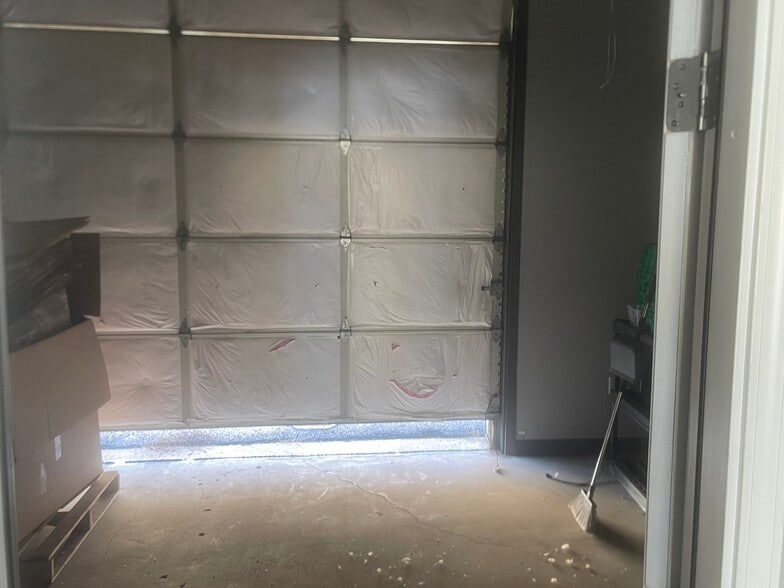 More Photos Of 380 S Harkrider St, Conway Storefront Retail Office For Lease