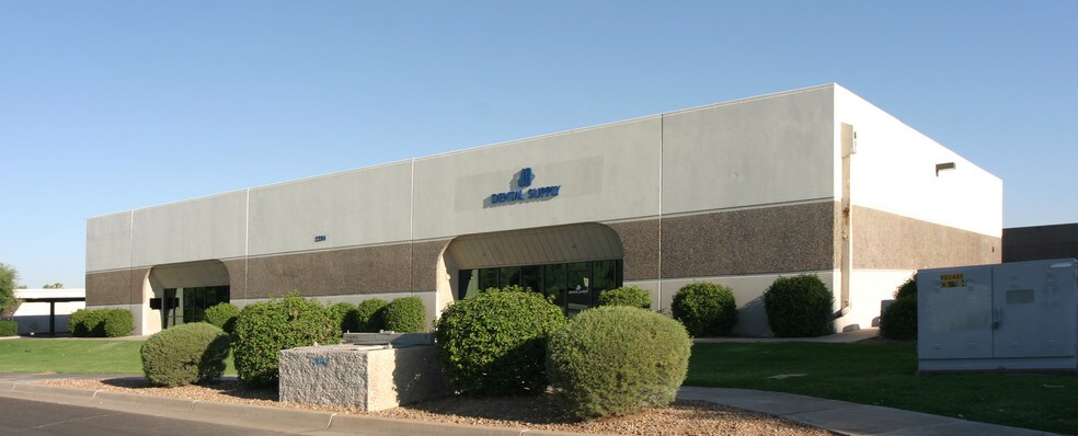 Primary Photo Of 2204 W Southern Ave, Tempe Warehouse For Lease