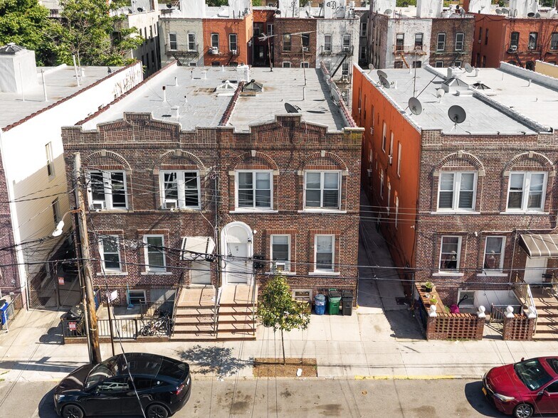 Primary Photo Of 18 Brighton 4th Ter, Brooklyn Apartments For Sale
