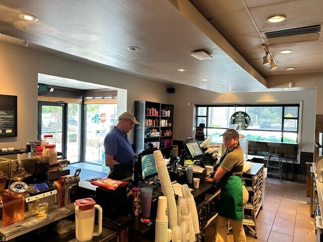 More Photos Of 1459 Bethlehem Pike, Flourtown Restaurant For Lease