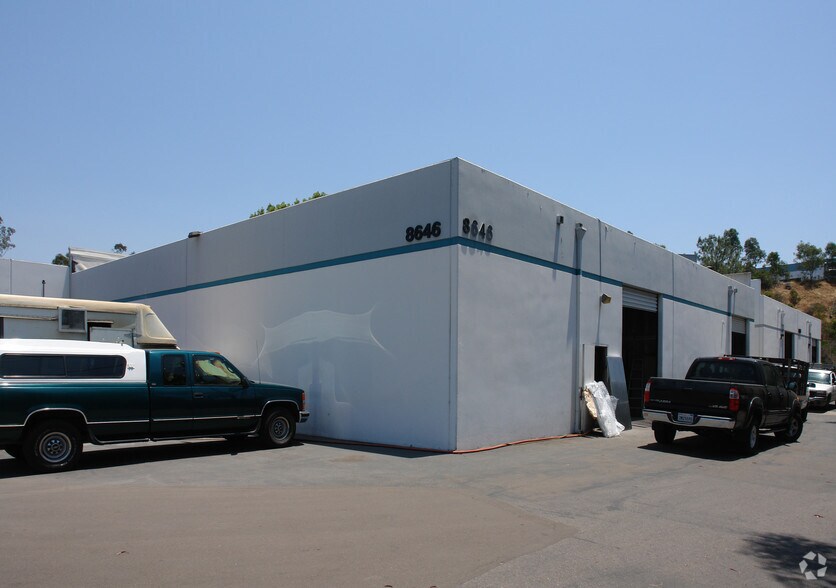 More Photos Of 8646 Commerce Ave, San Diego Manufacturing For Sale