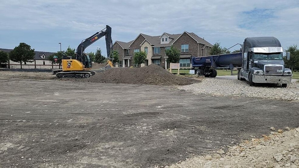 More Photos Of 5975 Ridgeline Dr, McKinney Storefront Retail Office For Lease